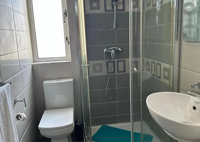 Spacious Penthouse For 5